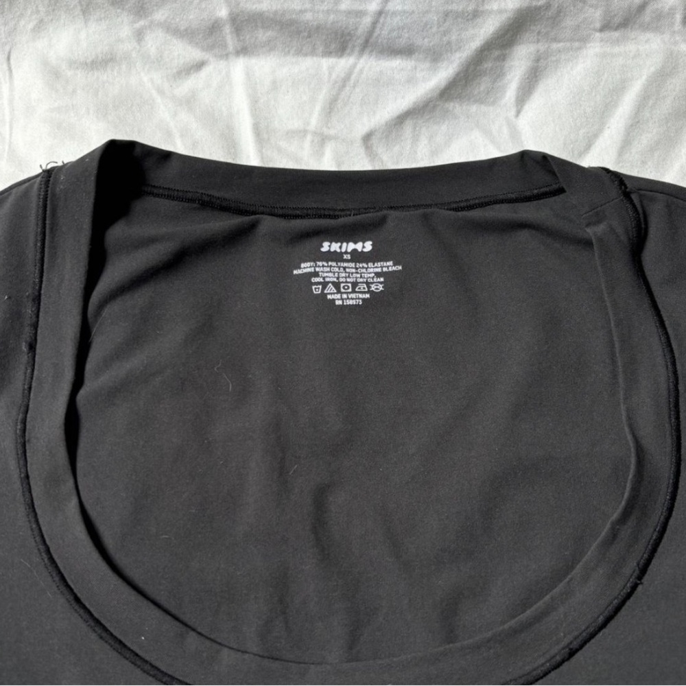 Skims Black Bodysuit - Picture 3 of 4